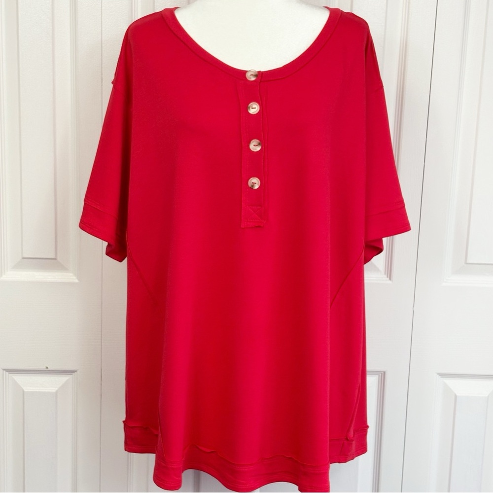 NWT Andree by Unit Red French Terry In the Rotation Exposed Seam Tee 2X/3X